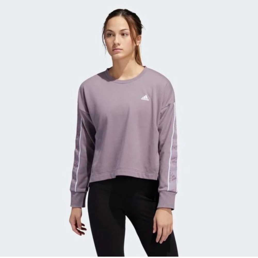 Adidas mauve crewneck